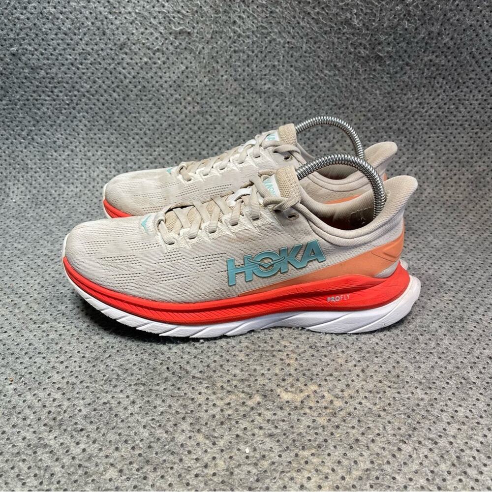 Hoka One One Mach 4 Running Shoes Size 8.5 Women’s